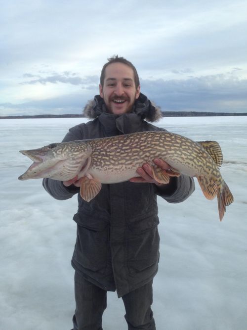 CHIP LAKE, Alberta Angler's Atlas