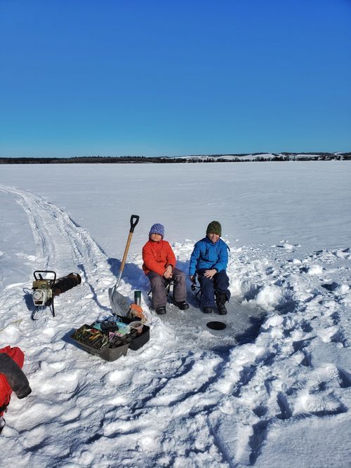 LAURIER LAKE, Alberta Angler's Atlas